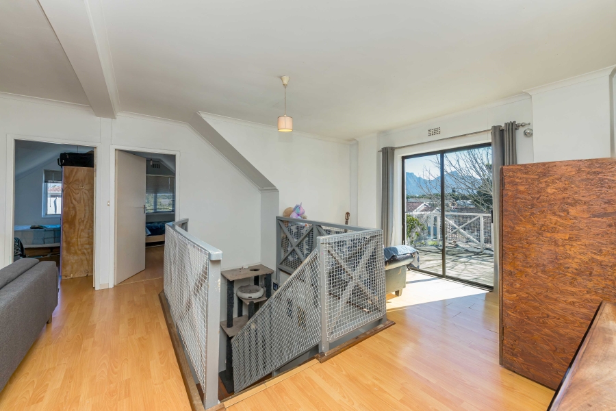 4 Bedroom Property for Sale in Ottery East Western Cape
